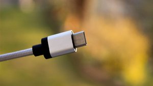 USB-C auf dem Vormarsch: Smartphones und Kopfhörer laden könnte so einfach sein