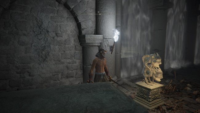 Direkt zu Spielbeginn könnt ihr die Steinschwertschlüssel bei einer Wichtstatue einsetzen, um Zugang zu einem sehr schwierigen Dungeon zu erhalten (Elden Ring).