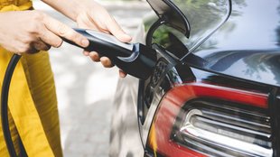 Vorteil für E-Auto-Fahrer: Von diesen Preisen könnt ihr bei Benzin und Diesel nur träumen