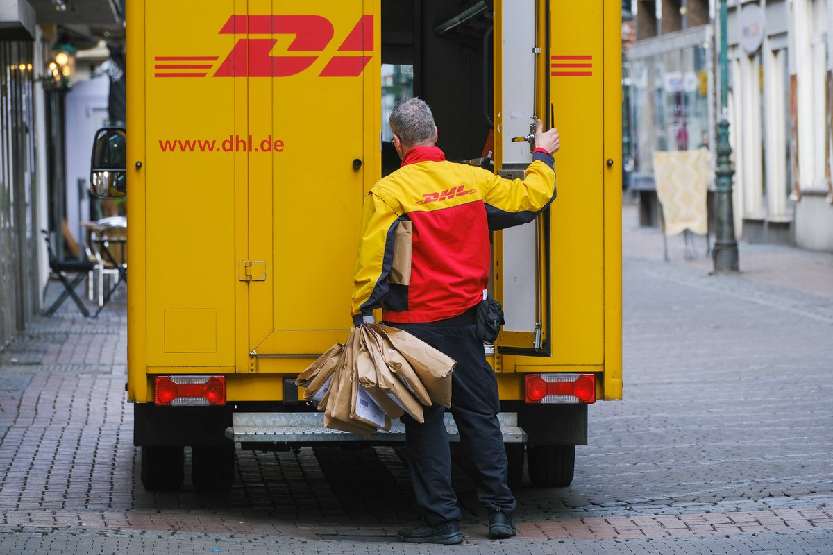 DHL-Bote klingelt einfach nicht: So könnt ihr dafür sorgen, dass er es wieder tut