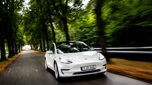 E-Auto-Abo: Tesla Model 3 zum Schnäppchenpreis