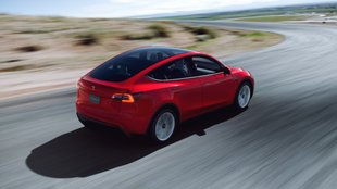 Tesla-Geschenk: So kriegt ihr 2023 noch den höheren Umweltbonus