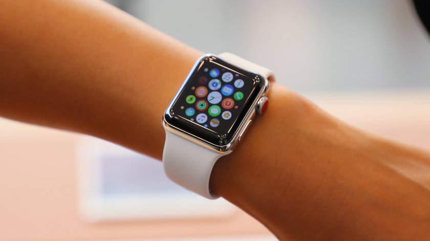 Apple Watch am Handgelenk