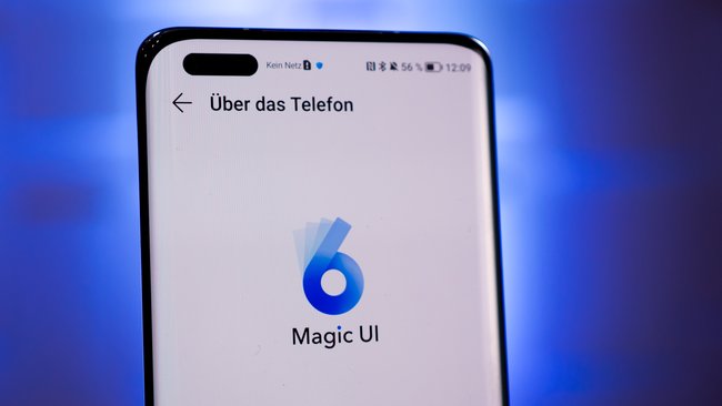 In dem Honor Magic 4 Pro ist Android 12 mit der Benutzeroberfläche Magic UI 6 bereits installiert (Bildquelle: GIGA).