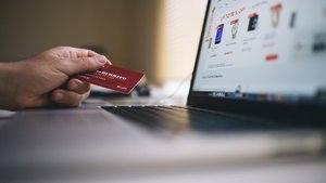 Harte Zeiten für Online-Betrüger: Verbraucherzentrale stellt Fake-Shop-Finder vor