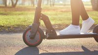 Deutsche Bahn: E-Scooter mitnehmen – darf man das?