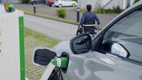 E-Auto automatisch aufladen: Ford macht es möglich