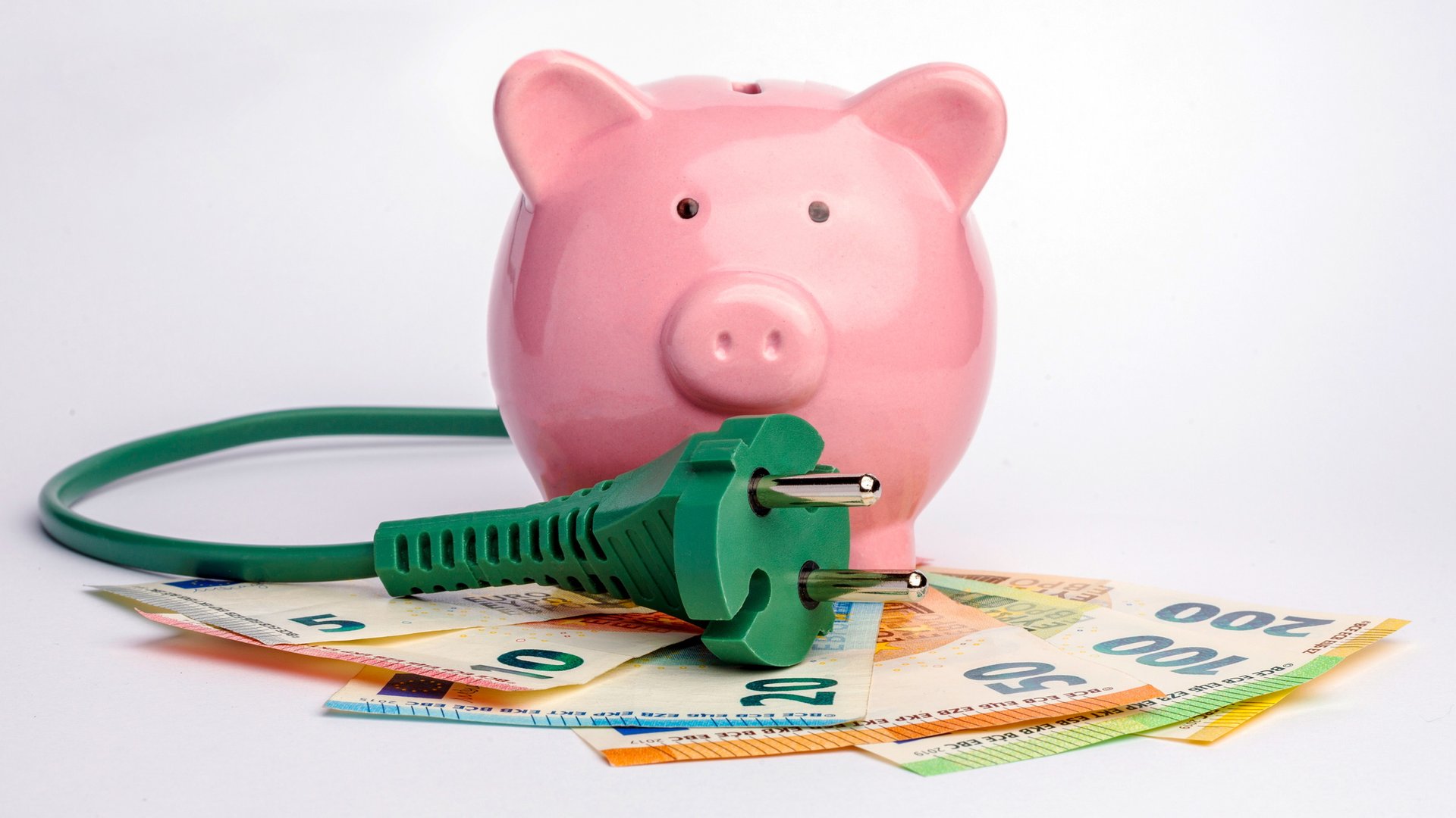 STROMVERGLEICH F R 2026 BEIM TESTSIEGER 850 SPAREN visual data 3