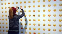 Schüttelndes Gesicht, Esel und mehr: So sehen die neuen Emojis für euer Handy aus