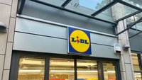 Lidl verkauft einen großen Toshiba-Fernseher mit Google TV zum Schnäppchenpreis