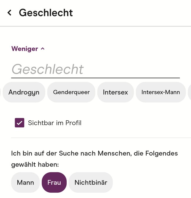 Ein Screenshot zeigt die Auswahlmöglichkeiten bei dem Geschlecht und der sexuellen Orientierung bei der Dating-App Hinge.