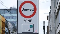 Mit dem E‑Auto in die Umweltzone: Dieser Fehler kostet euch viel Geld