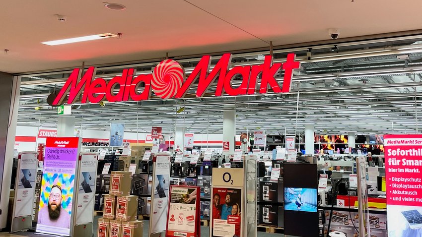 MediaMarkt Und Saturn Bauen Um: Viele Mitarbeiter Müssen Gehen