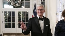 Apple-Chef Tim Cook erhält deutlich weniger Geld – weil er es so will