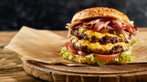 The Menu – Erklärung: Was der Cheeseburger am Ende bedeutet
