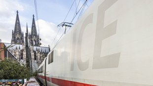 49-Euro-Ticket im ICE: Diese Möglichkeiten gibt es