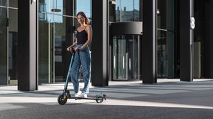 E-Scooter mit Handyvertrag: MediaMarkt bietet Stehroller mit 6-GB-Tarif zum Spitzenpreis