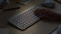 Amazon verkauft hochwertige Bluetooth-Tastatur mit Tasten­beleuchtung zum Hammerpreis