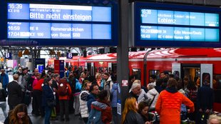 49-Euro-Ticket: Auslastung prüfen – wie voll sind Zug & Bus?