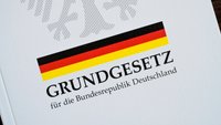 Grundgesetz kostenlos bestellen: So gibt es das Buch gratis