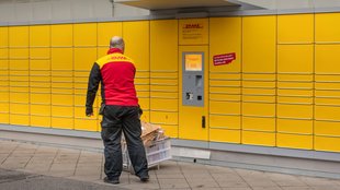 DHL und Co: Beliebte Zustelloption auf dem Vormarsch - mit bitteren Folgen