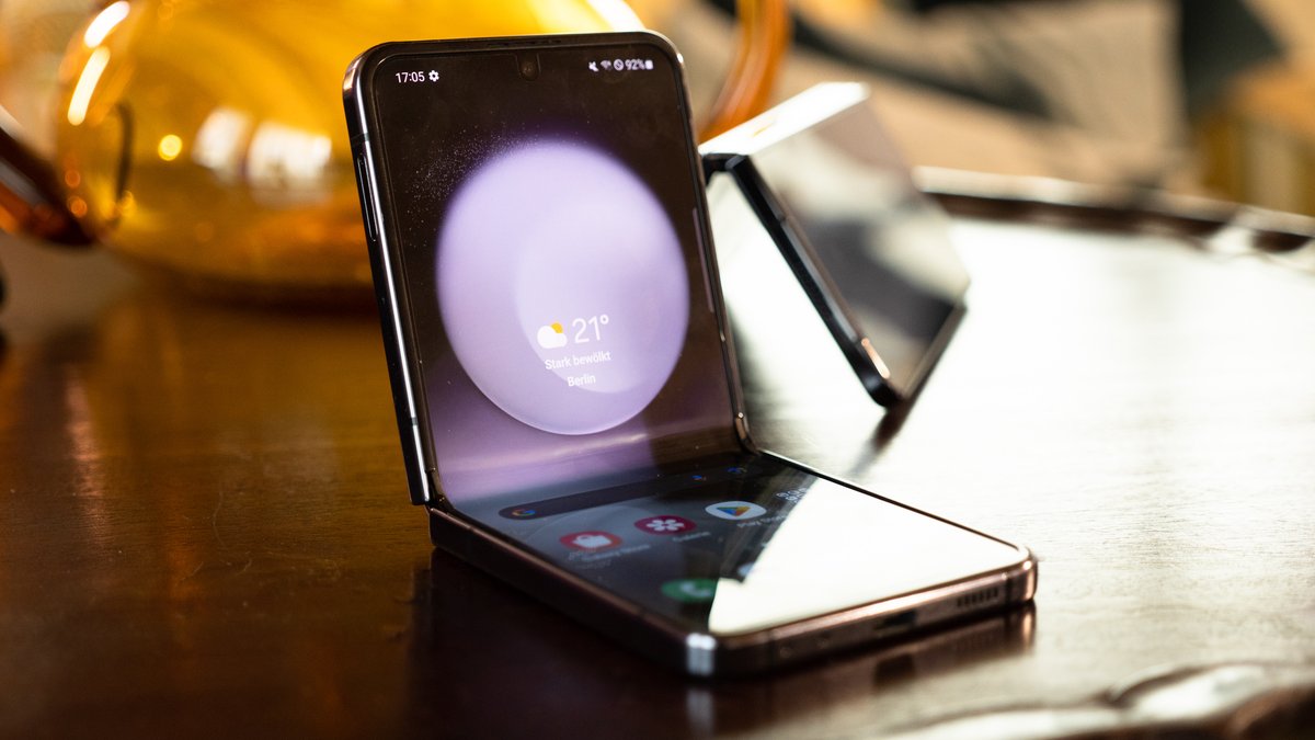 Samsung Galaxy Z Flip 5: MediaMarkt macht Vorbestellern verführerisches Angebot