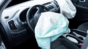 Airbag im Auto: Kontrollleuchte, Funktionsweise und deaktivieren