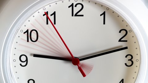 funkuhr mit sekunden