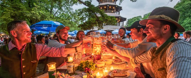 30 Schilder, die so Deutsch sind, dass sie Beamte zum Weinen bringen