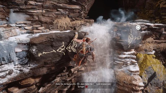Keine Sorge, Kratos kann beim Klettern nicht runterfallen. (Quelle: Screenshot spieletipps.de)