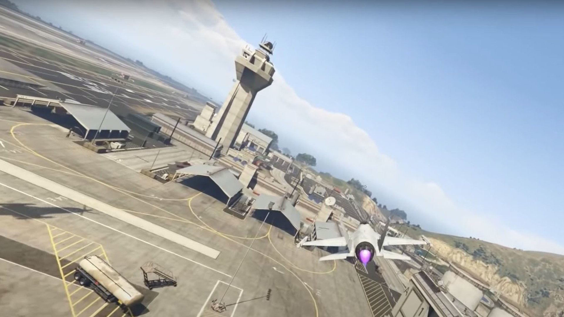 Fort Zancudo in GTA 5 betreten und keine Sterne bekommen