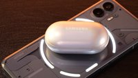 Reverse Wireless Charging erklärt: Smartphone lädt andere Geräte