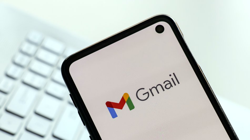 Google fasst E-Mails mit KI zusammen