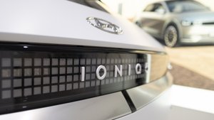Neue E-Autos aufgetaucht: Hyundai schüttelt Elektro-Nachwuchs aus dem Ärmel