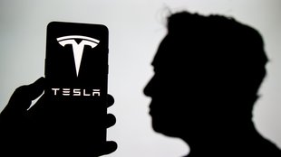 Vorwürfe gegen Elon Musk: Drogen-Eskapaden bringen Tesla in Bedrängnis