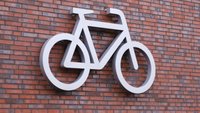 Steuerloch Fahrradparkhaus: Jeder Stellplatz kostet hier Unsummen