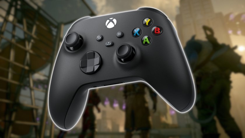 Das Bild zeigt einen Screenshot aus Suicide Squad: Kill the Justice League und im Vordergrund einen Xbox-Controller