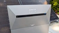 Anker Solix Solarbank 2 Pro im Preisverfall: Bester Balkonkraftwerk-Speicher mit Smart Meter