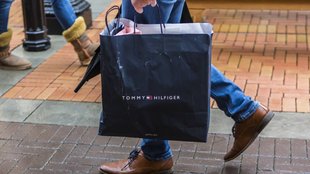 Bis zu 56 Prozent günstiger: Amazon verschleudert Klamotten von Tommy Hilfiger