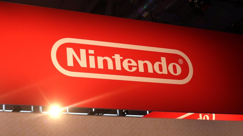 Das Bild zeigt das Nintendo-Logo auf einem Messestand der Gamescom in Köln