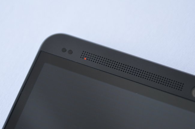 HTC-One-LED