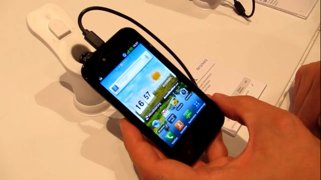 IFA 2011: LG Optimus Sol Hands-On-Video bei Vodafone