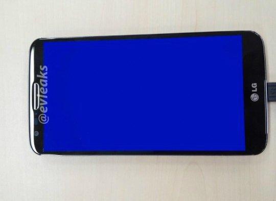LG-Prototyp: Mögliches neues Flaggschiff LG Optimus G2 im Bild