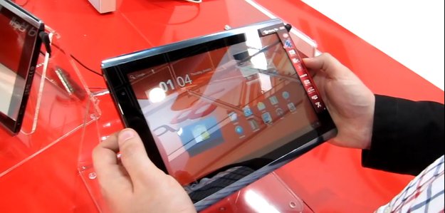 IFA 2011: Packard Bell Liberty Tab G100 Hands-On Video