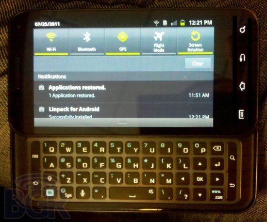 Samsung Galaxy S2: Version mit ausziehbarer Tastatur gesichtet