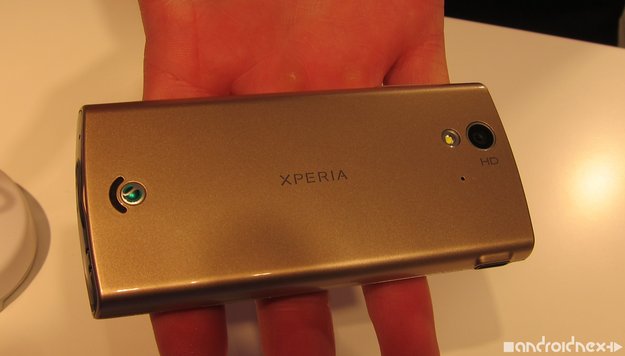 IFA 2011: Sony Ericsson Xperia ray Hands-On-Video