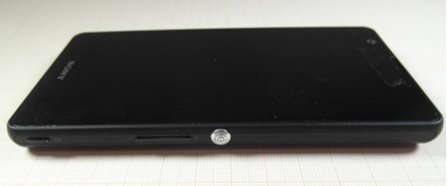Sony Xperia A: 1080p-5 Zoller mit Wechselakku bei der FCC