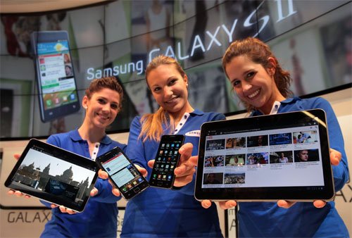 Apple vs. Samsung: Cupertino klagt gegen 15 Geräte