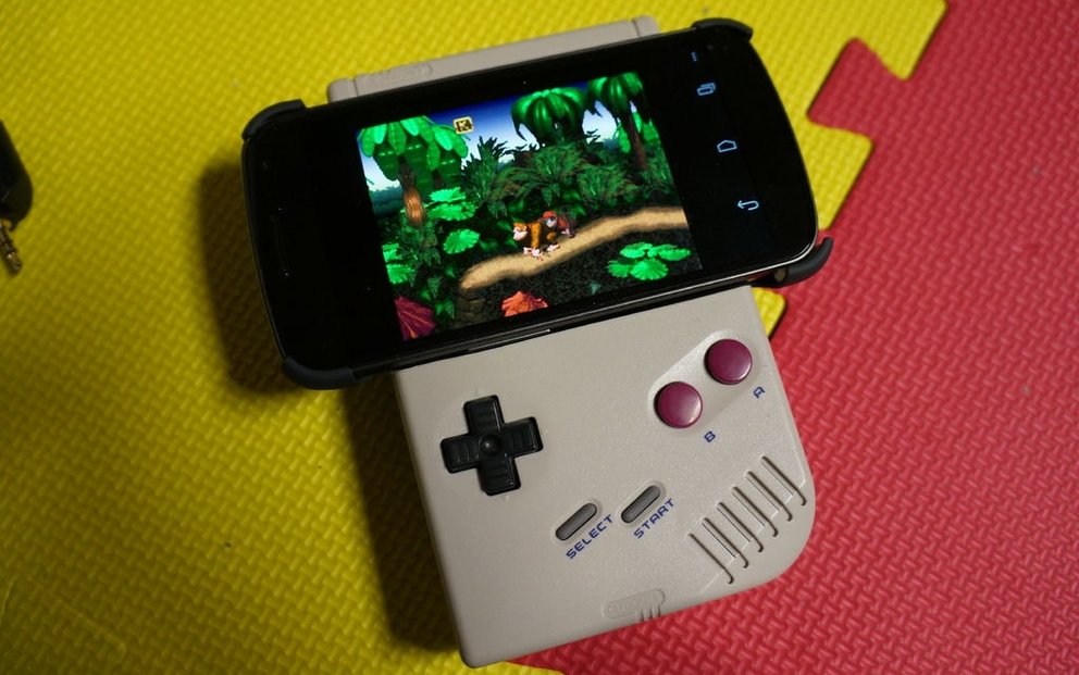 Galaxy Nexus: Controller aus Game Boy und Wiimote als Fan-Mod