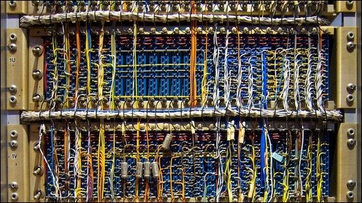 Erpresser sind keine Hacker - Hacker, Cracker, Skriptkiddies - was ist was?